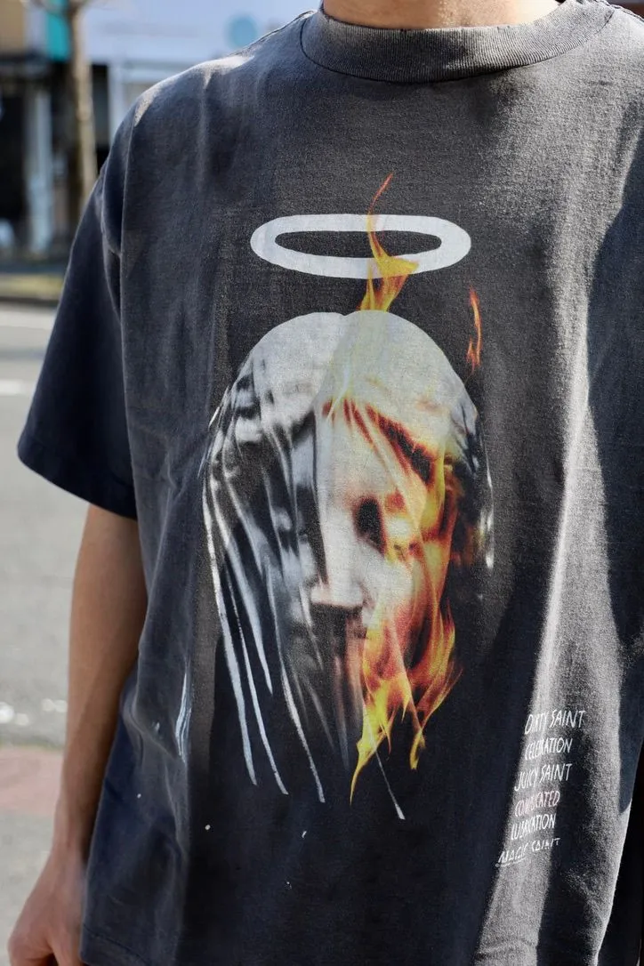 SAINT Mxxxxxx SS TEE/DEVIL DADDY/BLK Virgin Mary retro distressed printed tee, washed black S-XL, this season's hottest item, in order to give you an authentic experience, repeated debugging and polishing in printing and washing, finally meet you, the same old style, the same as the original version, cylindrical side seam OE yarn fabric/completely matched accessories, garment dyeing, heavy washing and water fading, bust bandage fading.